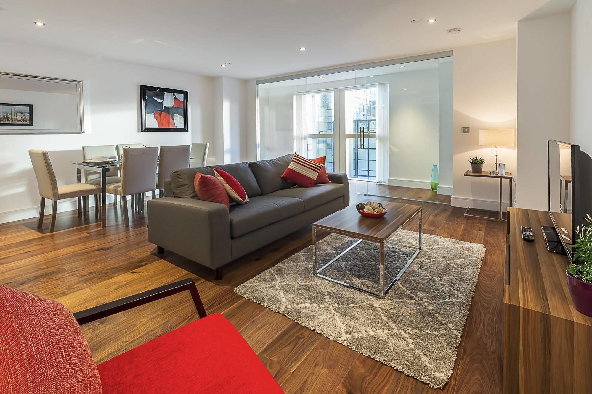Lincoln Plaza Apartment London Exterior photo
