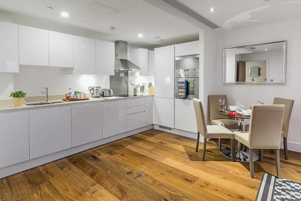 Lincoln Plaza Apartment London Exterior photo